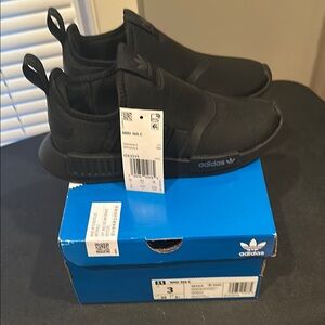 Adidas Black Sneakers NMD 360 C Kids size 3 Black Brand New Never worn